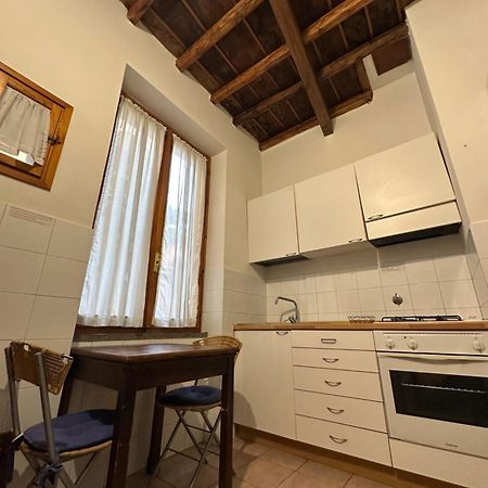 Navona Studio Apartment Livia Rome Bagian luar foto