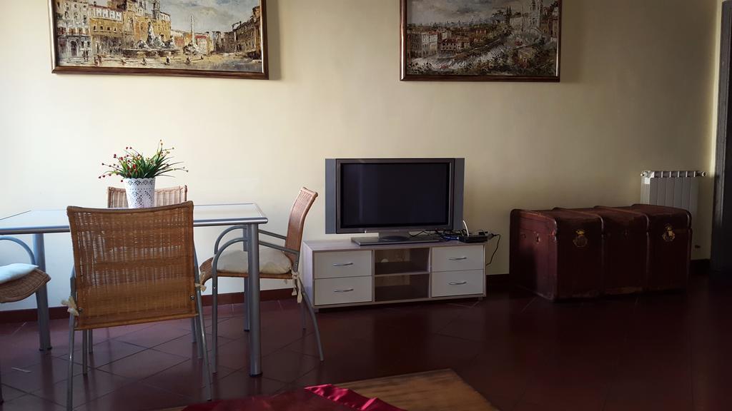 Navona Studio Apartment Livia Rome Bagian luar foto